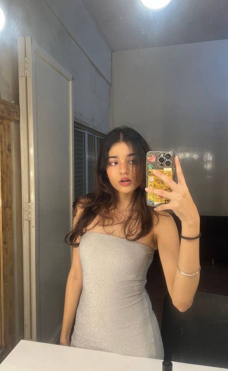 Cute-Adventure-Girl-DP Cute-Adventure-Girl-DP