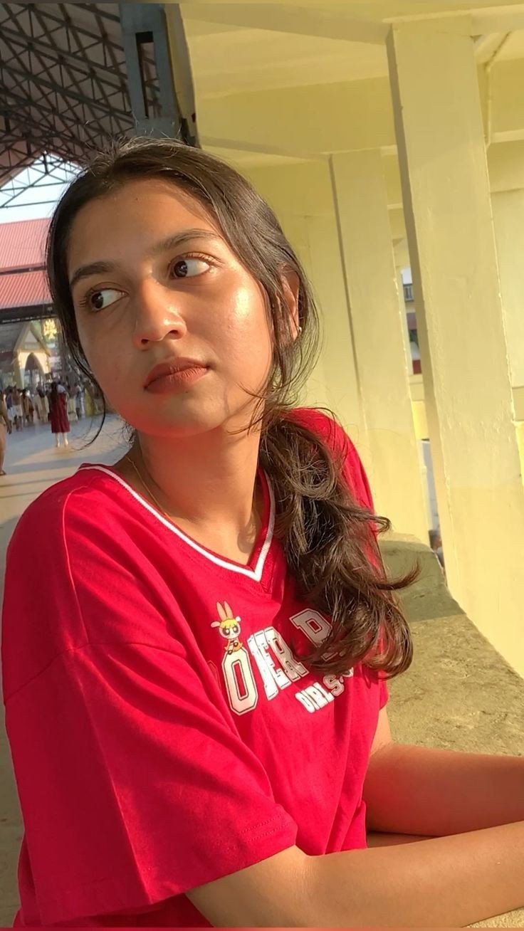Cute-Expressions-Girl-Photo Cute-Expressions-Girl-Photo