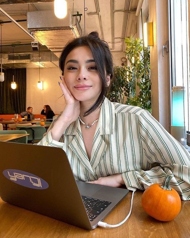 Cute-Love-Girl-Photo Cute-Love-Girl-Photo