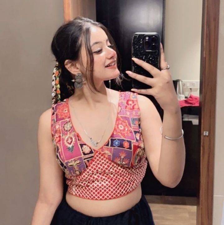 Cute-TikTok-Girl-Pic Cute-TikTok-Girl-Pic