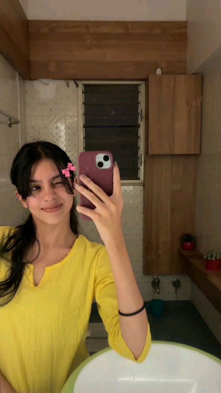 Instagram-Model-Girl-DP Instagram-Model-Girl-DP