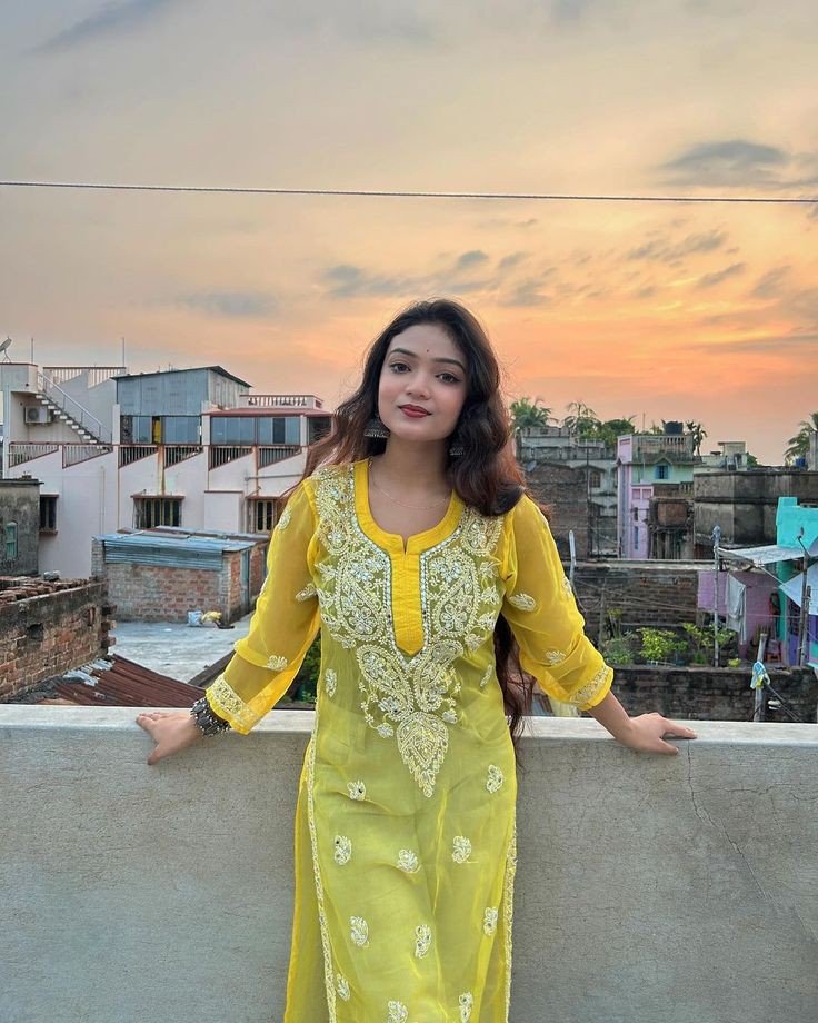 Lovely-Girl-DP Lovely-Girl-DP