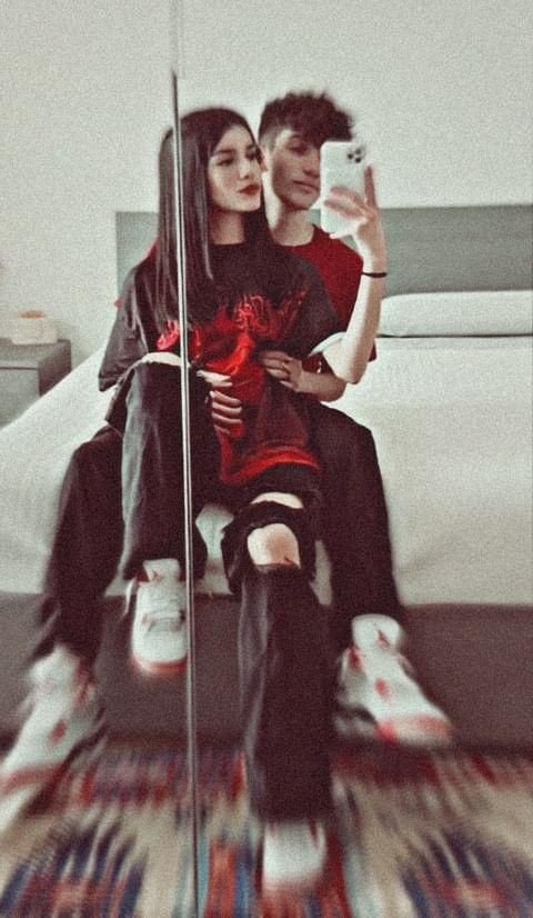 couple-dp-boy-and-girl-cartoon couple-dp-boy-and-girl-cartoon