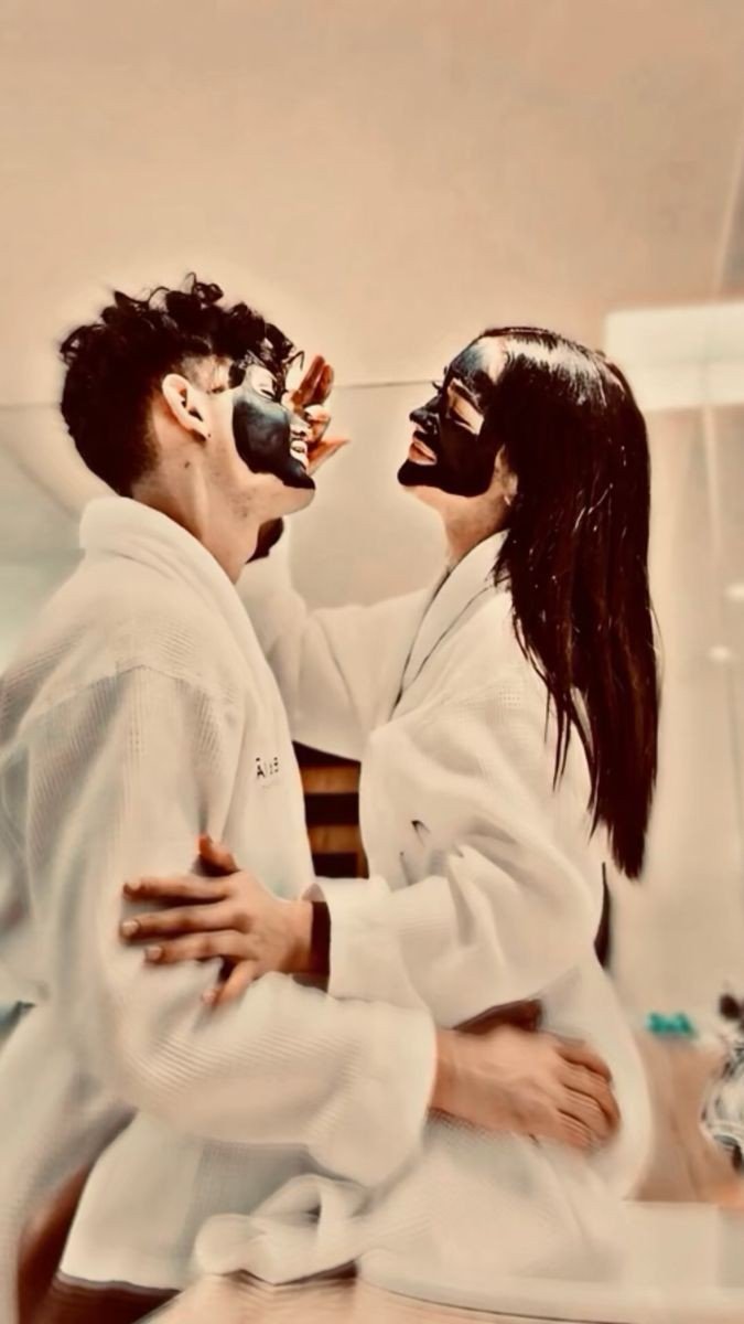 cute-couple-dp-for-instagram-cartoon-half-half cute-couple-dp-for-instagram-cartoon-half-half