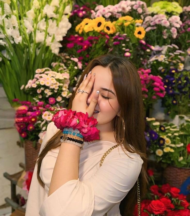 attitude-girl-photo-dp-instagram-wallpaper attitude-girl-photo-dp-instagram-wallpaper
