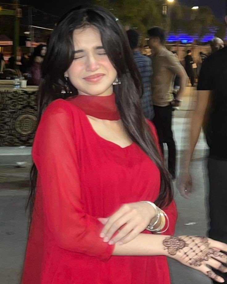beautiful-girl-photo-dp-instagram beautiful-girl-photo-dp-instagram