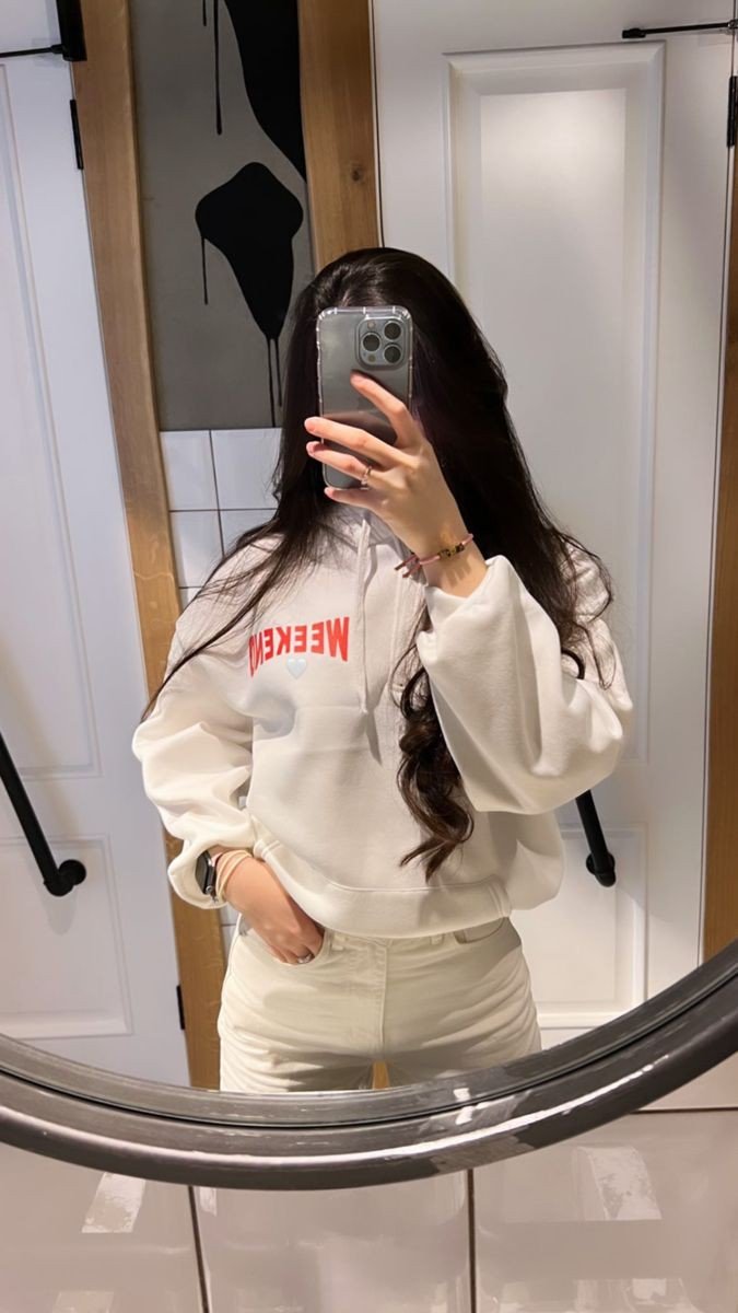 cute-girl-photo-dp-instagram-hidden-face-cartoon cute-girl-photo-dp-instagram-hidden-face-cartoon