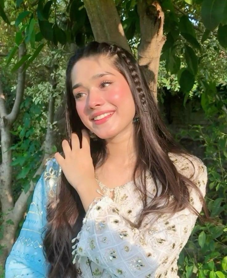 girl-photo-dp-instagram girl-photo-dp-instagram