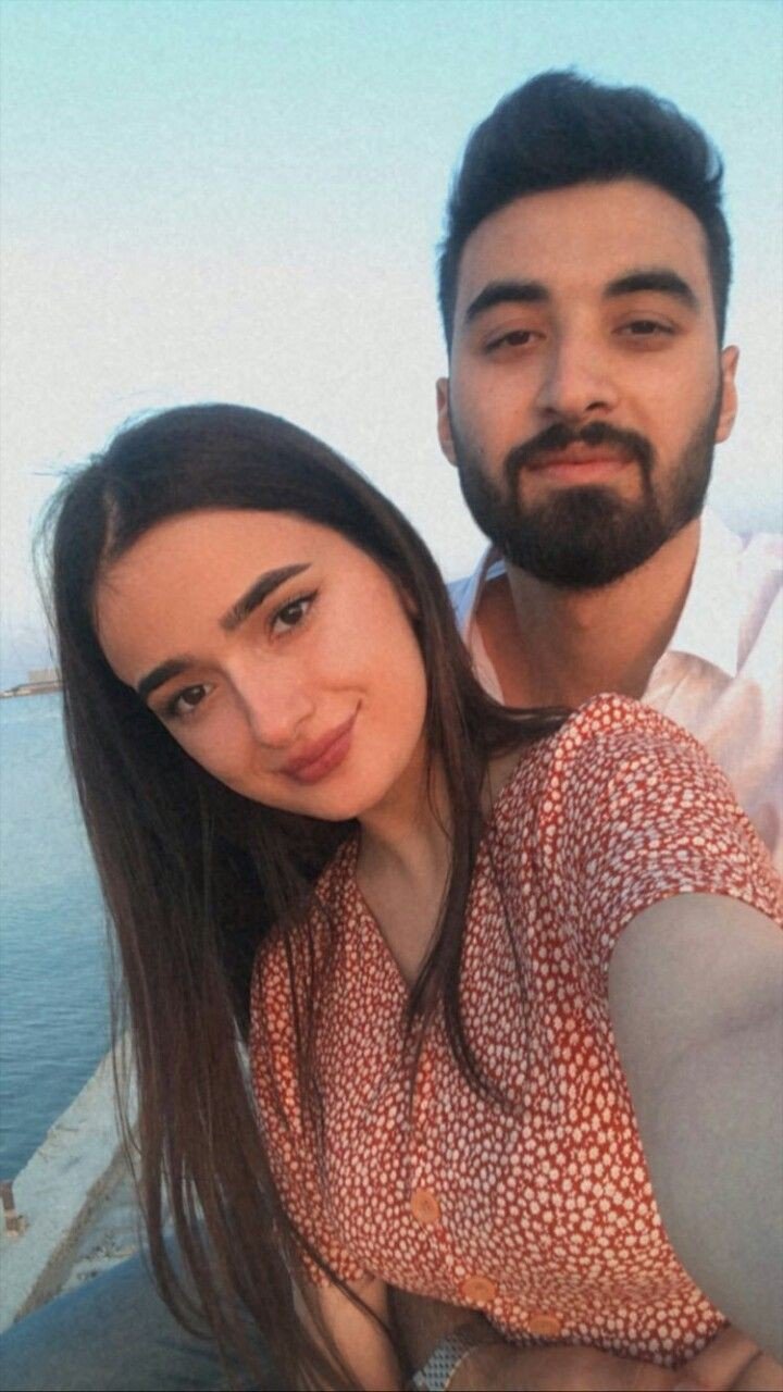 couple-dp-for-instagram-cartoon-half-half couple-dp-for-instagram-cartoon-half-half